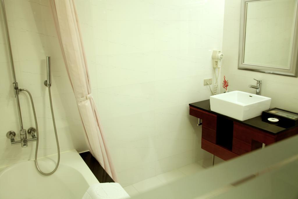 Wish Hotel Тайпей Екстериор снимка
