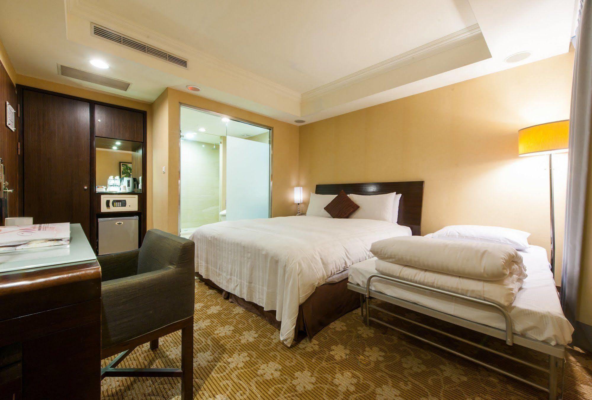 Wish Hotel Тайпей Екстериор снимка