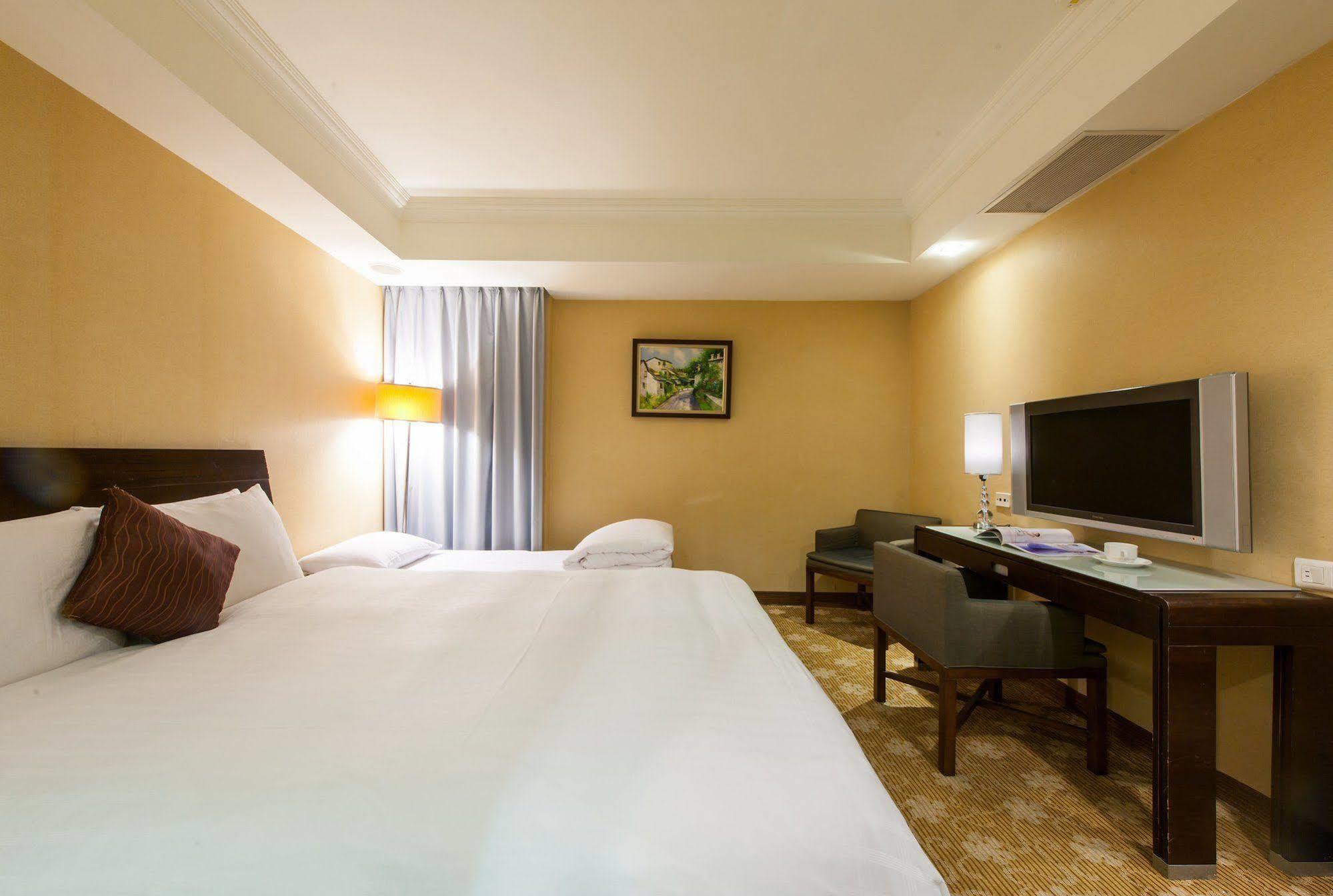 Wish Hotel Тайпей Екстериор снимка