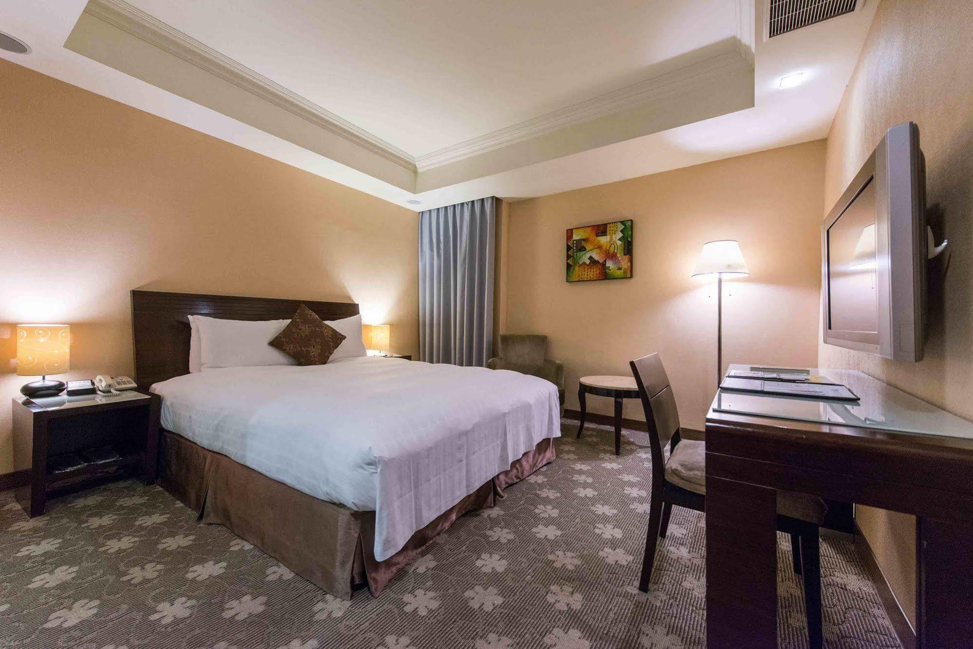 Wish Hotel Тайпей Екстериор снимка