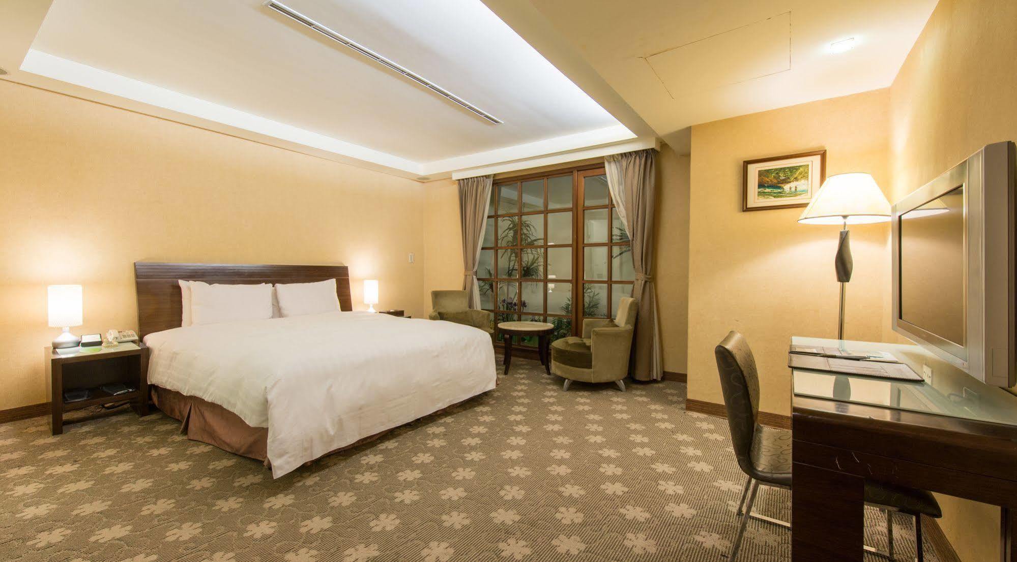 Wish Hotel Тайпей Екстериор снимка